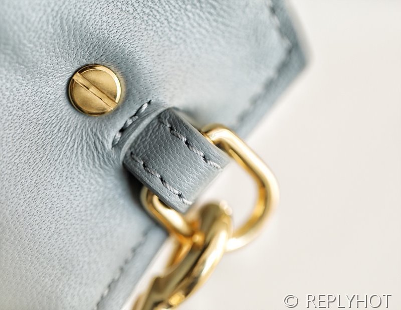 디올 ST HONORE 30 몽테뉴 카바백 / 그레이 [매장가600만원대]