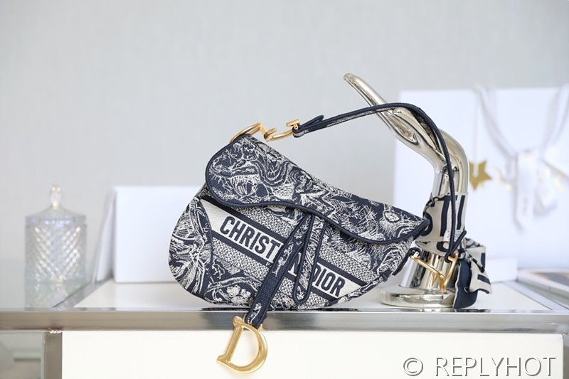 디올 SADDLE 스트랩 백 / 타이거블루 [580만원대]