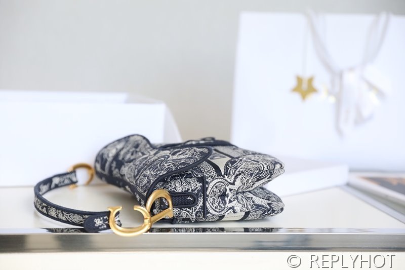 디올 SADDLE 스트랩 백 / 타이거블루 [580만원대]