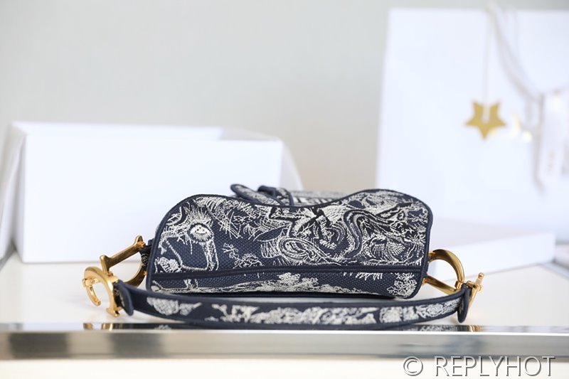 디올 SADDLE 스트랩 백 / 타이거블루 [580만원대]