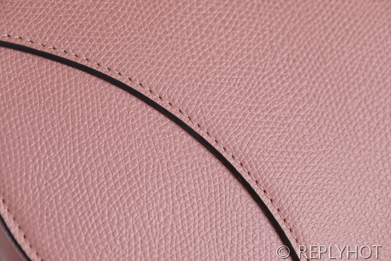 디올 SADDLE 스트랩 백 / 엔틱핑크 [580만원대]