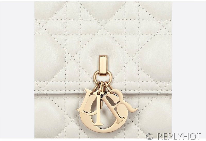 디올 MISS DIOR 탑핸들백 / 화이트 [매장가 560만원대]