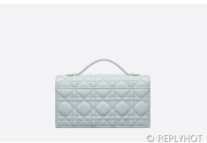 디올 MISS DIOR 미니 백 / 플라시드 블루 [매장가 380만원대]