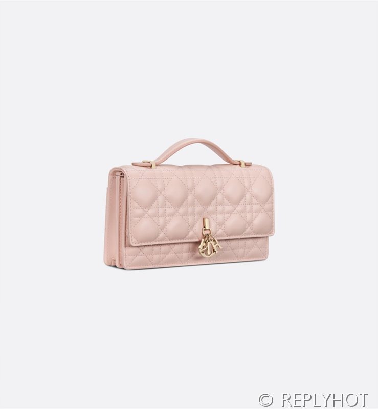 디올 MISS DIOR 미니 백 / 파우더핑크 [매장가 380만원대]