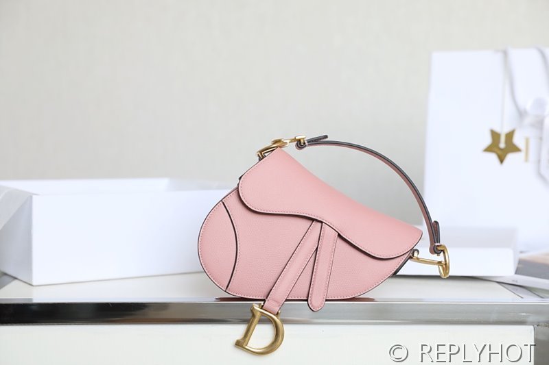 디올 SADDLE 스트랩 백 미니 / 엔틱핑크 [520만원대]