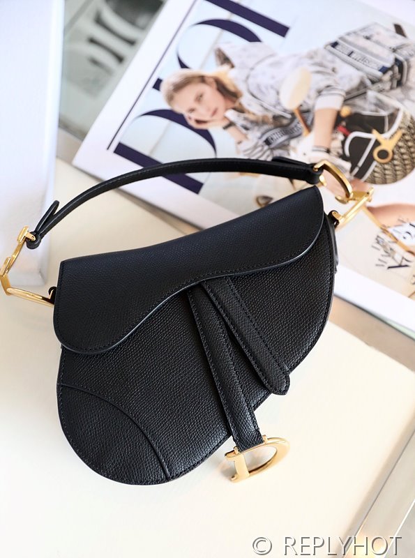 디올 SADDLE 스트랩 백 미니 / 블랙 [520만원대]