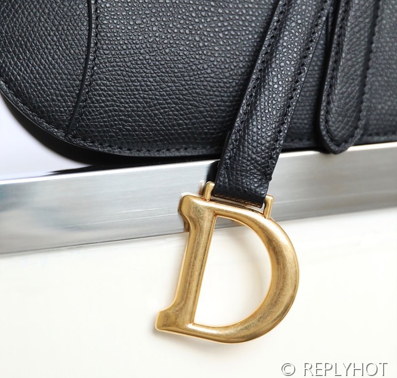 디올 SADDLE 스트랩 백 미니 / 블랙 [520만원대]