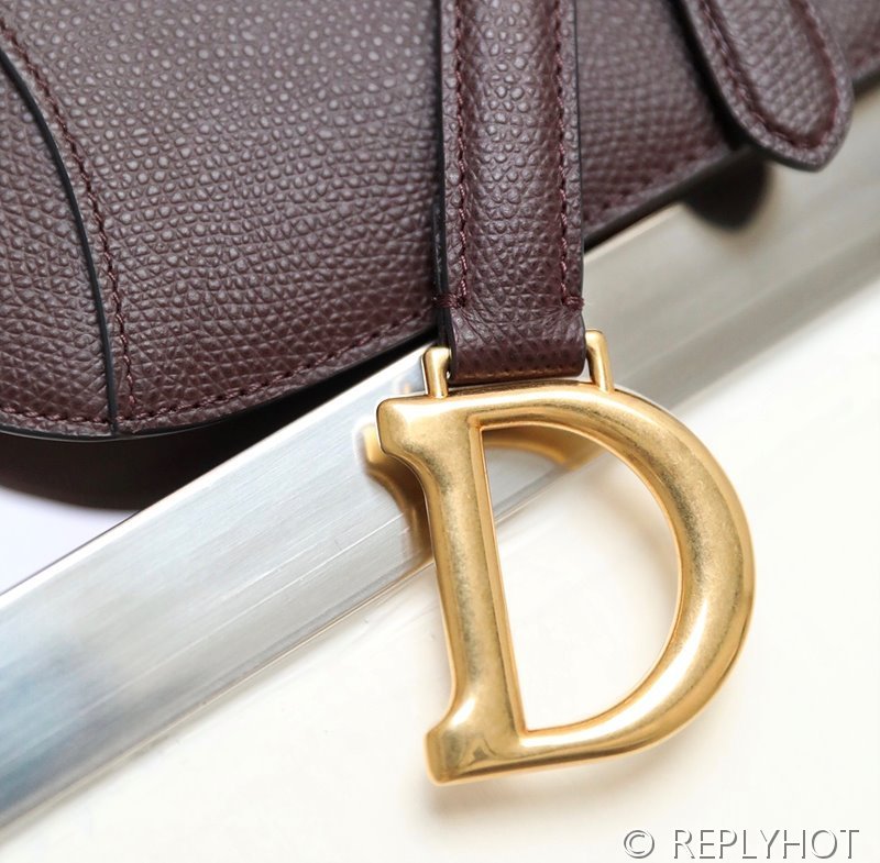 디올 SADDLE 스트랩 백 미니 / 버건디 [520만원대]