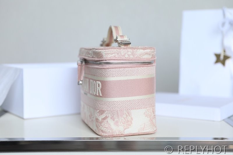 디올 트래블 베니티 케이스 / 핑크 Jouy [매장가285만원대]