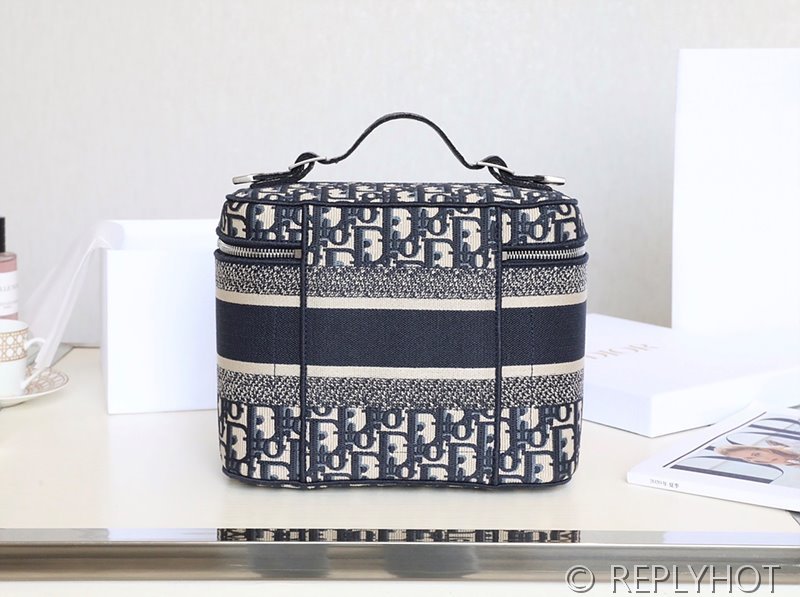 디올 트래블 베니티 케이스 / 오블리크 [매장가285만원대]