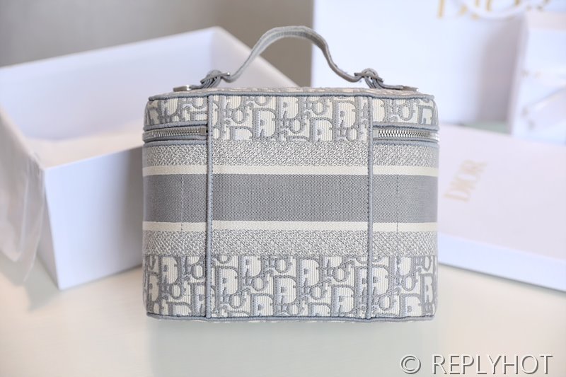 디올 트래블 베니티 케이스 / 그레이 오블리크 [매장가285만원대]