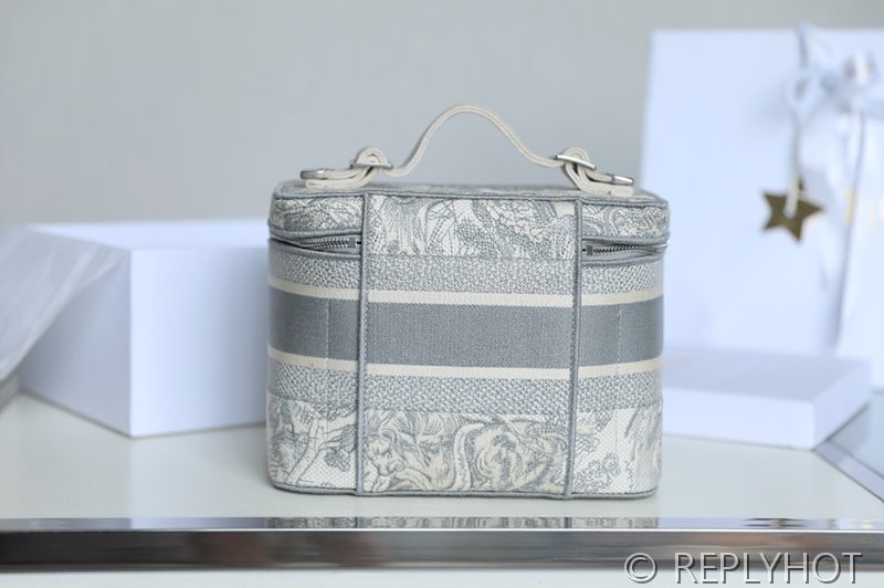 디올 트래블 베니티 케이스 / 그레이 Jouy [매장가285만원대]