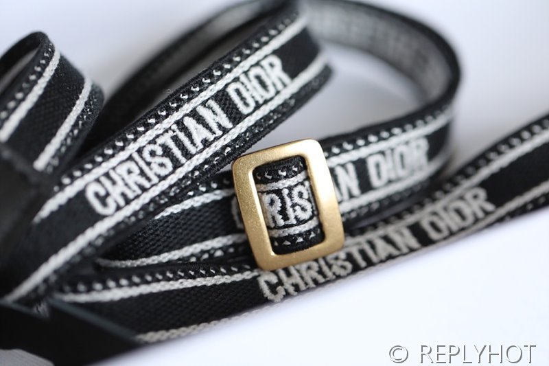 가방 길이조절 가능한 마이크로 숄더 스트랩 / 블루 [매장가120만원대]