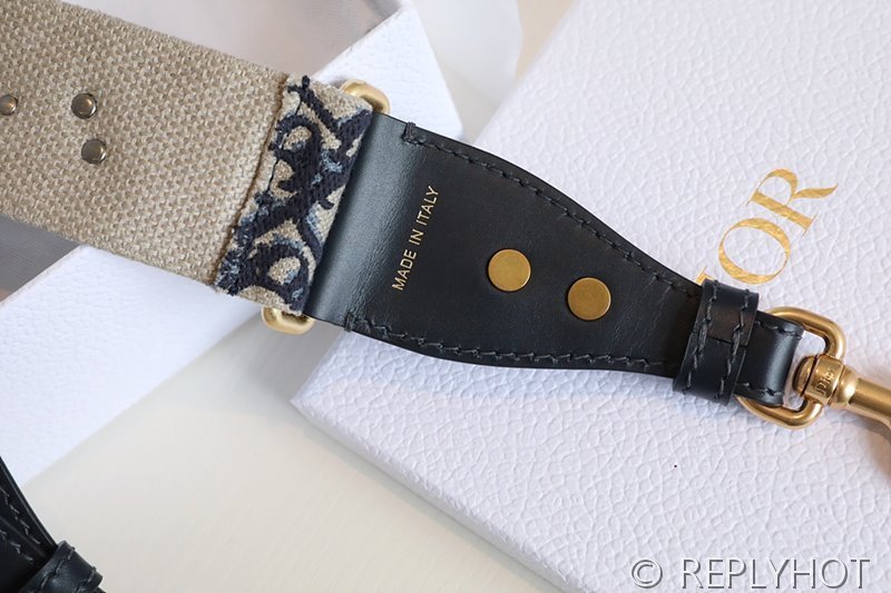 디올 링 숄더 스트랩 / 블루 [매장가205만원대]