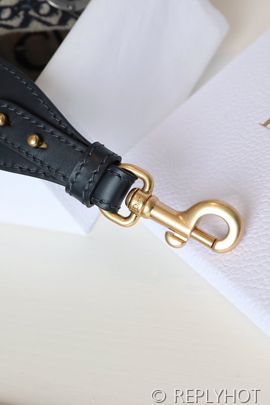 디올 링 숄더 스트랩 / 블루 [매장가205만원대]