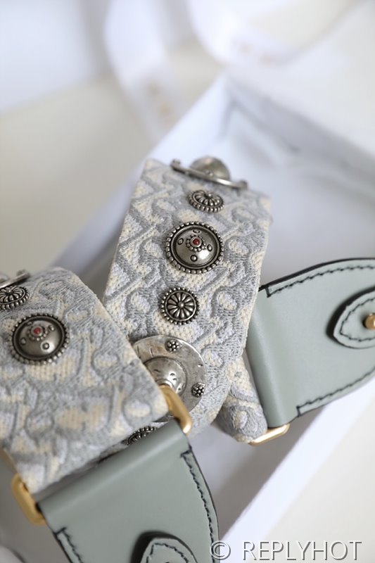 디올 링 숄더 스트랩 / 그레이 [매장가205만원대]