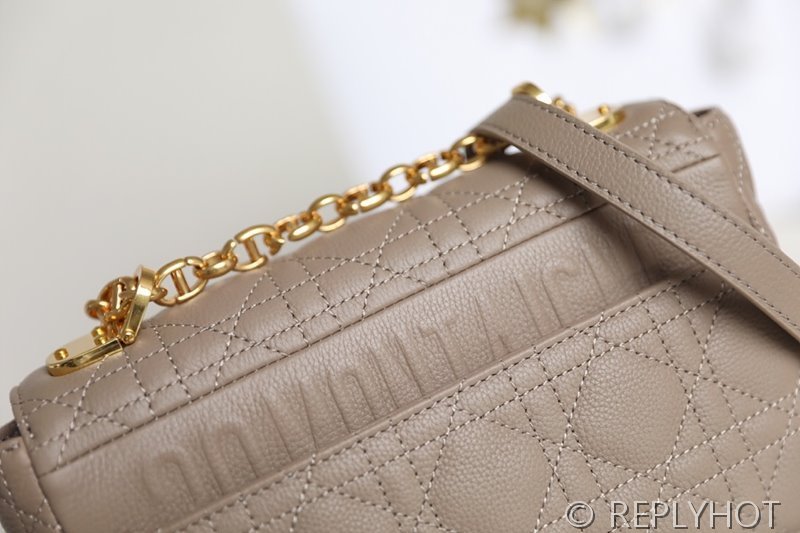 디올 Dior Caro 스몰 백 / 웜토프 [매장가 550만원대]