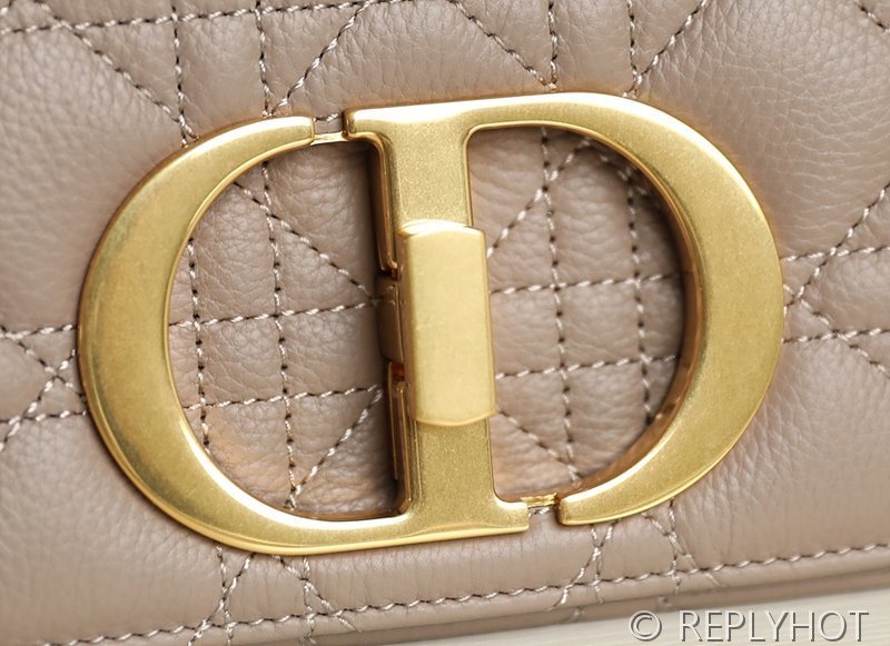 디올 Dior Caro 스몰 백 / 웜토프 [매장가 550만원대]