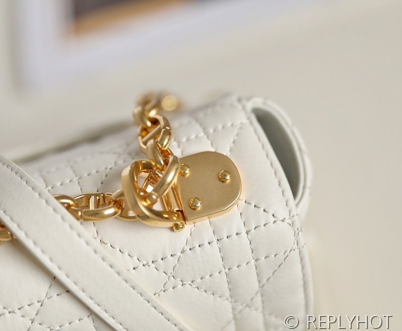 디올 Dior Caro 미디움 백 / 아이보리 [매장가 590만원대]