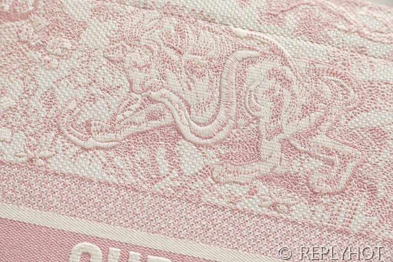 디올 북 토트 백 / 라지 / 핑크타이거 [매장가490만원대]