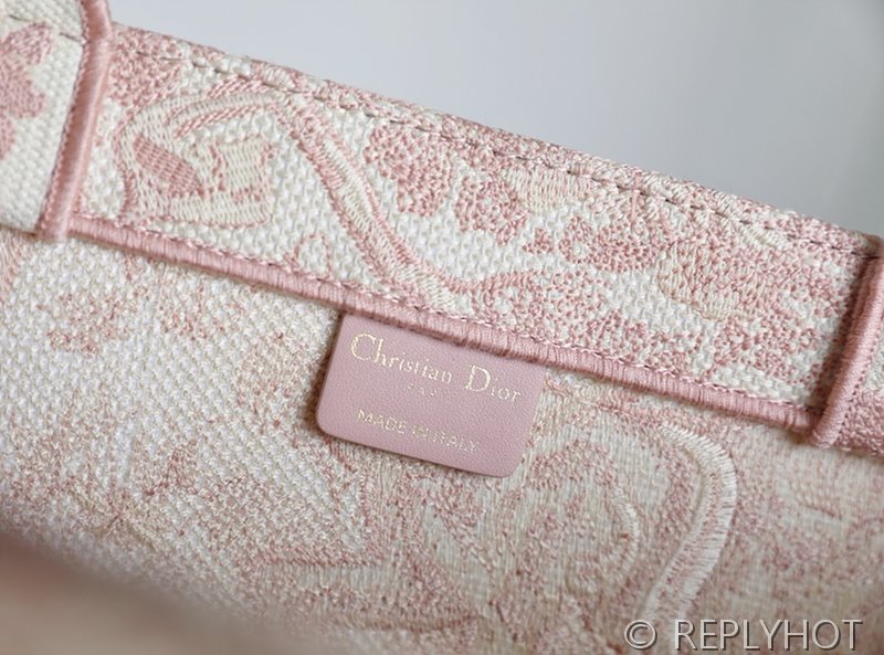 디올 북 토트 백 / 라지 / 핑크타이거 [매장가490만원대]