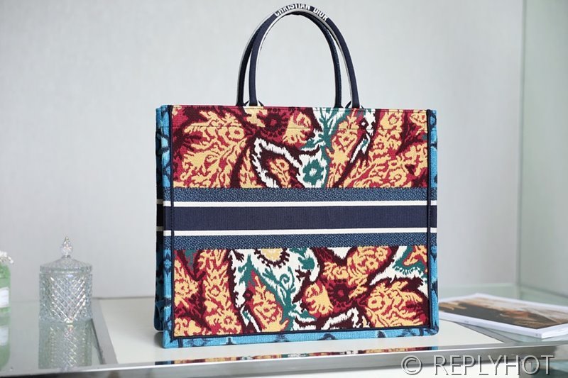 디올 북 토트 백 / 라지 / 페이즐리 블루 [매장가490만원대]