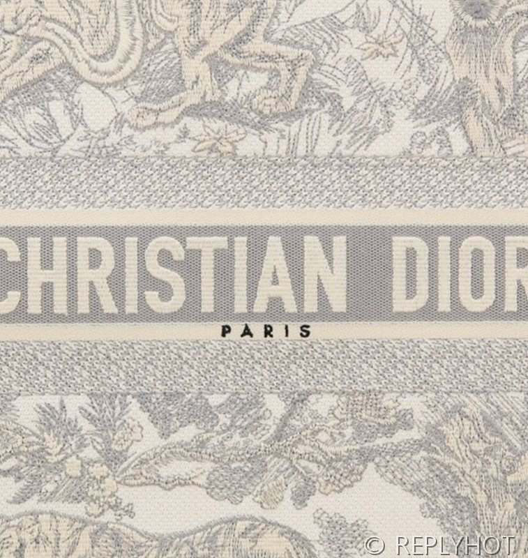 디올 북 토트 백 / 라지 / 타이거그레이 [매장가490만원대]