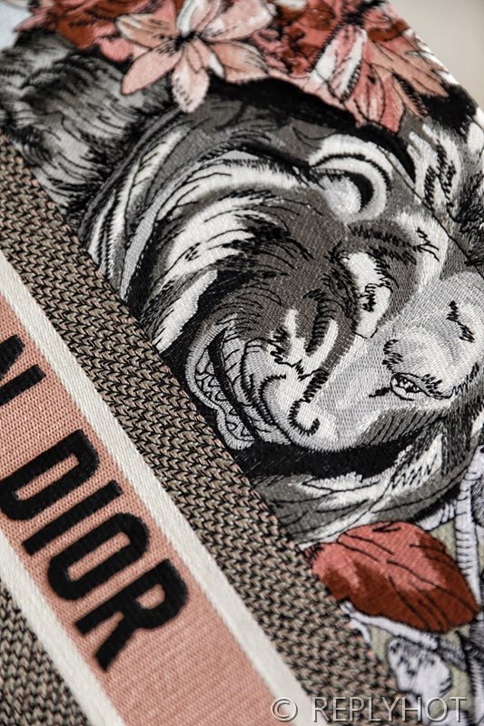 디올 북 토트 백 / 라지 / 컬러풀 라포스패턴 [매장가490만원대]