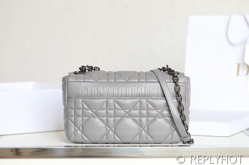 디올 Dior Caro 스몰 백 / 그레이  [매장가 590만원대]