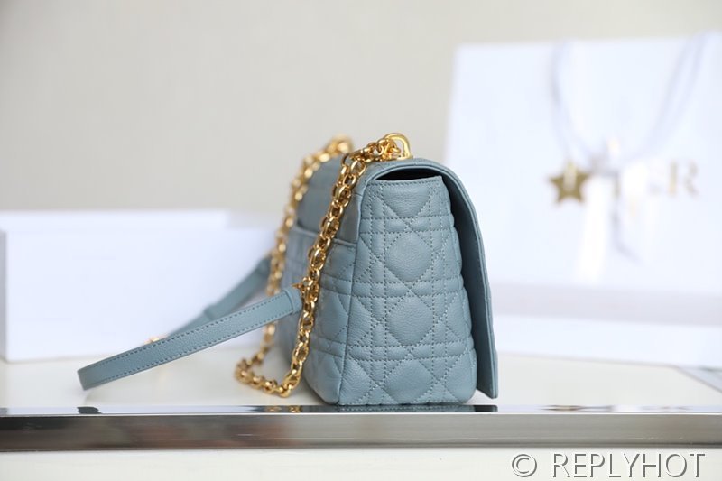 디올 Dior Caro 라지 백 / 스카이블루 [매장가 640만원대]