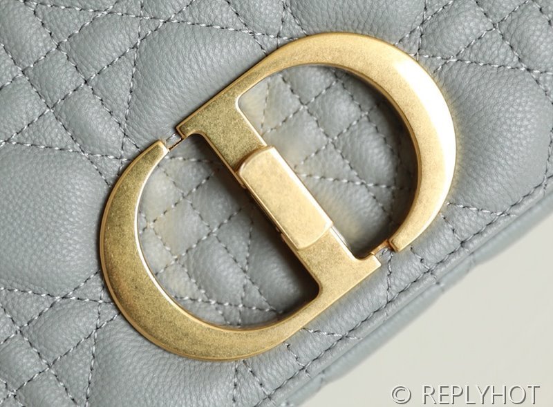 디올 Dior Caro 라지 백 / 그레이라 [매장가 640만원대]