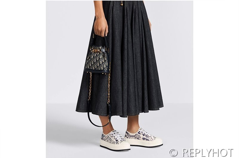 디올 C'est Dior 스몰 백 [매장가 435만원대]