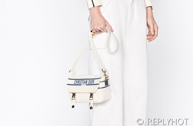 디올 camp 스몰 백 메신저백 / 화이트 [매장가 540만원대]