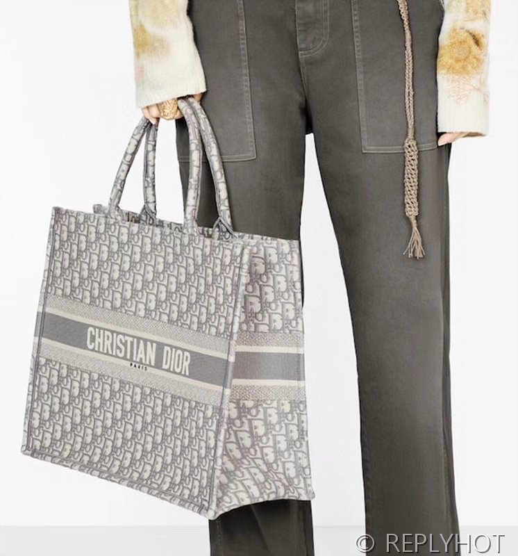 디올 북 토트 백 / 라지 / 오블리크 그레이 [매장가490만원대]