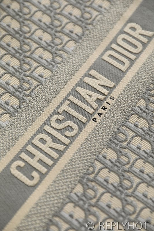 디올 북 토트 백 / 라지 / 오블리크 그레이 [매장가490만원대]