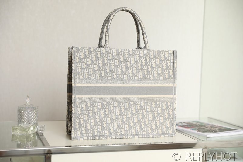 디올 북 토트 백 / 라지 / 오블리크 그레이 [매장가490만원대]