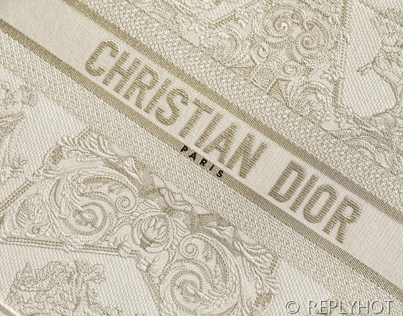 디올 북 토트 백 / 라지 / 메탈 아울 [매장가490만원대]