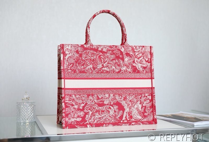 디올 북 토트 백 / 라지 / 리버스레드 [매장가490만원대]