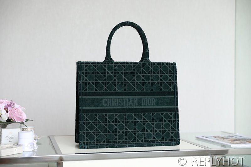 디올 북 토트 백 / 라지 / 다크그린 벨벳 [매장가490만원대]