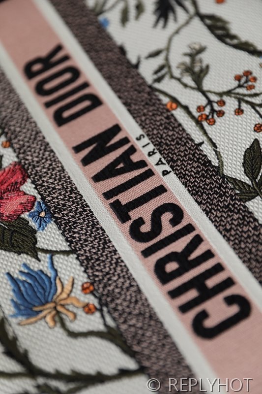 디올 북 토트 백 / 라지 / 꽃무늬 [매장가490만원대]