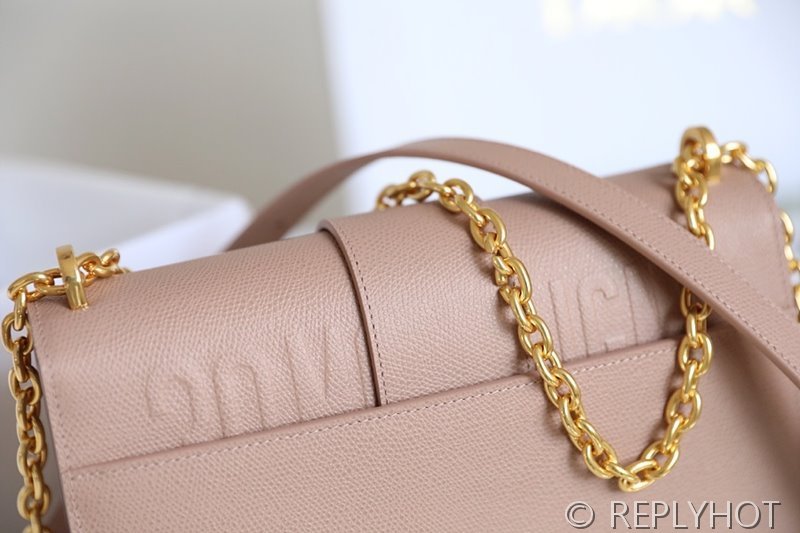 디올 30 Montaigne 몽테인 체인백 / 팜프린팅 로즈핑크  [매장가 520만원대]