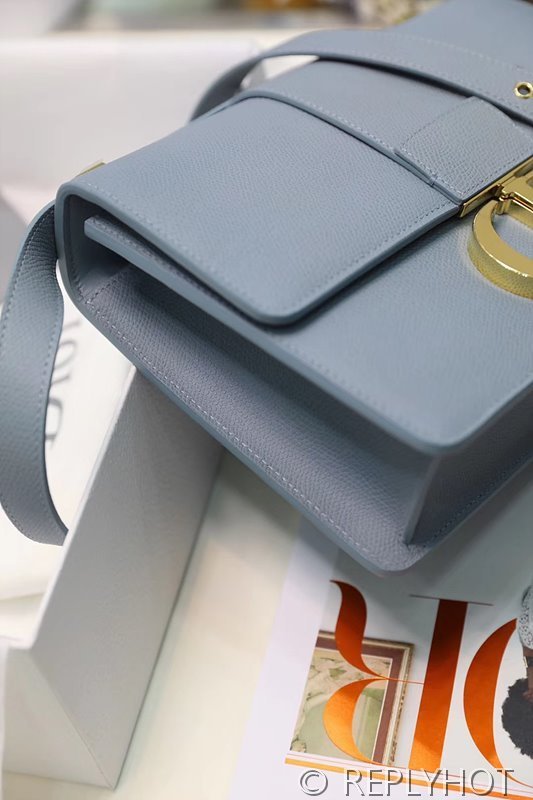 디올 30 Montaigne 몽테인 백 / 헤이즈블루 [매장가 530만원대]