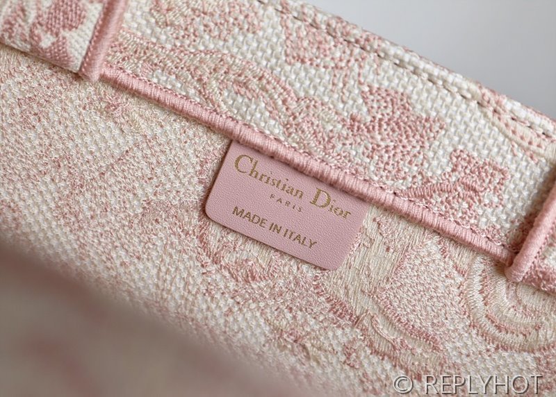 디올 북 토트 백 / 미디움 / 핑크타이거 [매장가475만원대]