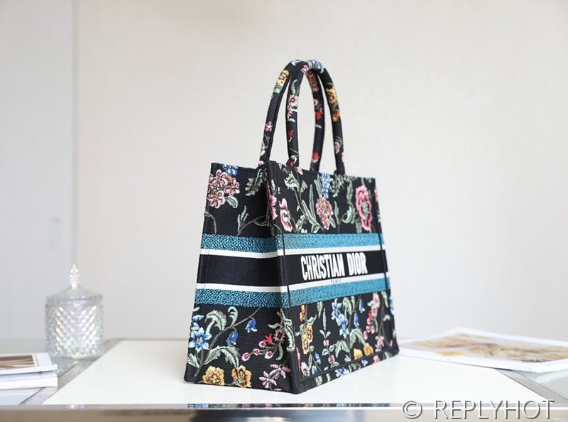 디올 북 토트 백 / 미디움 / 피오니 [매장가475만원대]