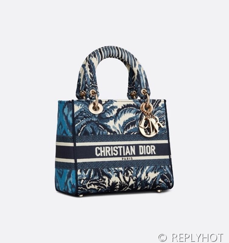 디올  Lady D-LITE 자수 미디엄백 블루코코넛 [매장가 740만원대]