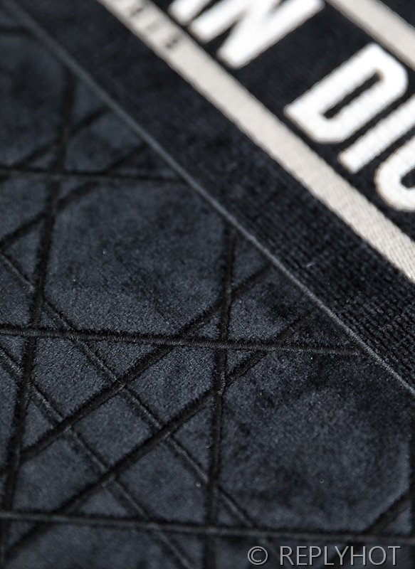 디올 북 토트 백 / 미디움 / 자수블랙 [매장가475만원대]