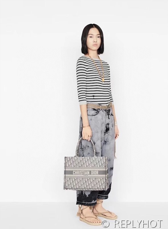 디올 북 토트 백 / 미디움 / 오블리크 그레이 [매장가475만원대]