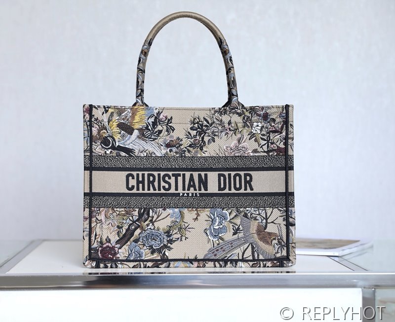 디올 북 토트 백 / 미디움 / 브라운윈터가든 [매장가475만원대]