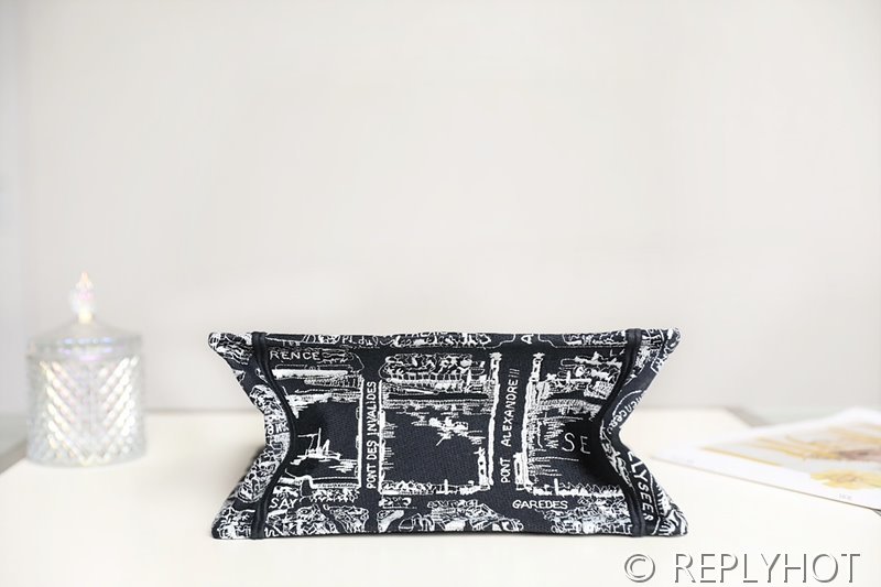 디올 북 토트 백 / 스몰 / 파리맵 블랙 [매장가455만원대]