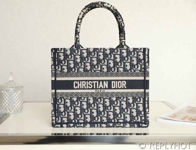 디올 북 토트 백 / 스몰 / 오블리크블루 [매장가455만원대]